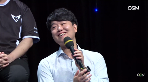 C9碾压HKA,Faker开启传奇时刻峡谷大战小组赛,引爆全场热议 C9碾压HKA,Faker开启传奇时刻峡谷大战小组赛,引爆全场热议