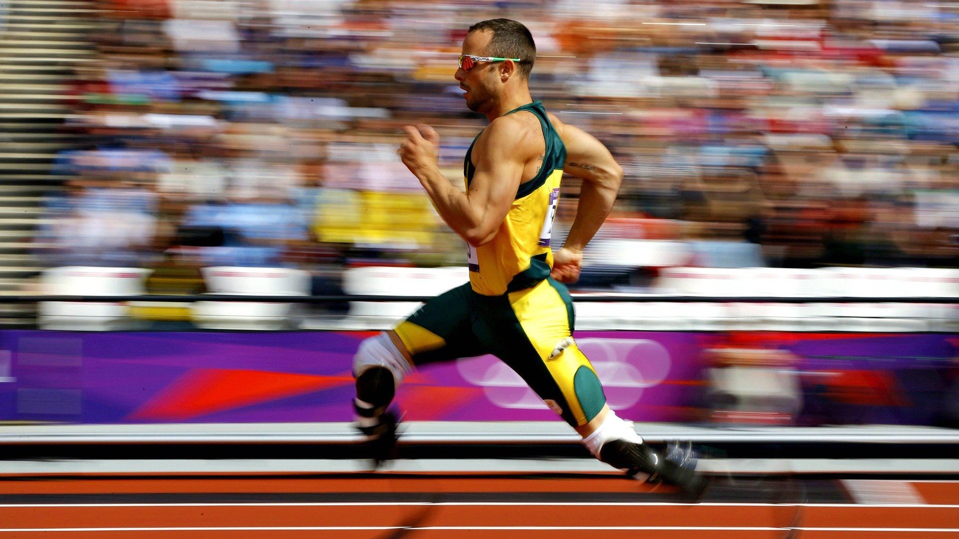 主场狂嘘变掌声！只用一年，他从防守黑洞变身魔术的攻防王牌？